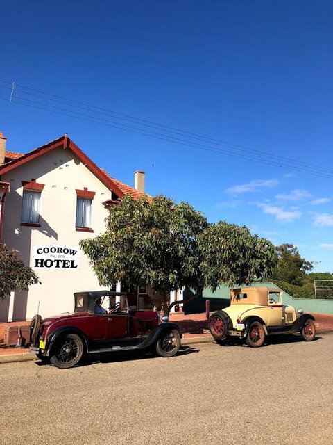 The Coorow Hotel - Great Ocean Road Tourism 2