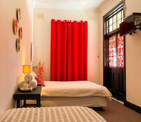The Coorow Hotel - Great Ocean Road Tourism 1