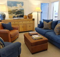 The Dewhurst - Sophisticated Entire CBD Apartment - Great Ocean Road Tourism