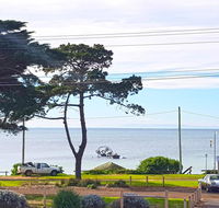 The Esplanade Holiday Home - Great Ocean Road Tourism