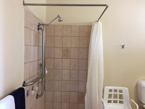 The Finley Palm Motor Inn - Great Ocean Road Tourism 2