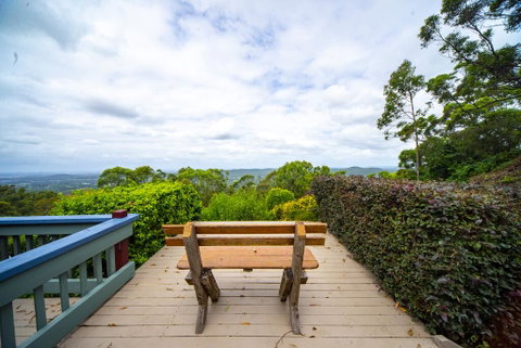 The Hillside House - Great Ocean Road Tourism 0