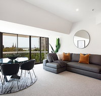 THE HYDEAWAY-LUXE HYDE PARK CITY APARTMENT-hosted by LAbode Accommodation - Great Ocean Road Tourism