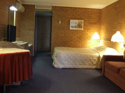 The John Hunter Motel - Great Ocean Road Tourism 3