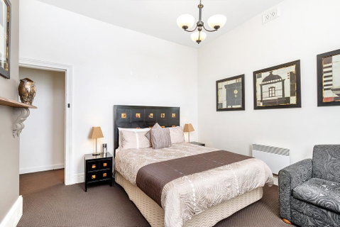 The Madsen Boutique Hotel - Great Ocean Road Tourism 2