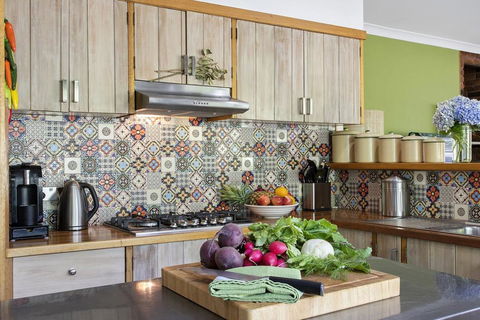 THE MAPLES - Great Ocean Road Tourism 0