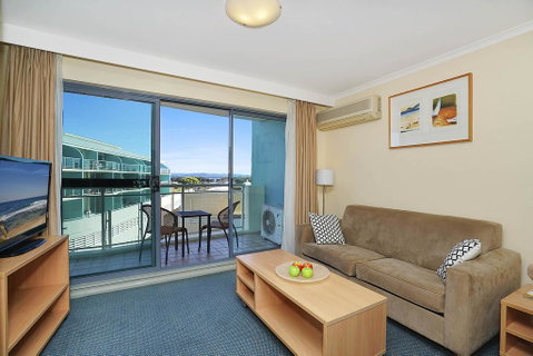 The Oaks Waterfront Resort, Unit 414 - Great Ocean Road Tourism 2
