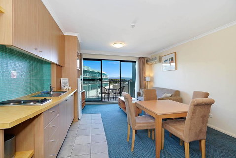 The Oaks Waterfront Resort, Unit 414 - Great Ocean Road Tourism 1