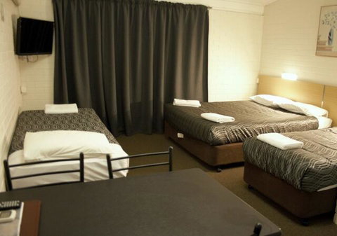 The Plains Motor Inn - Great Ocean Road Tourism 2