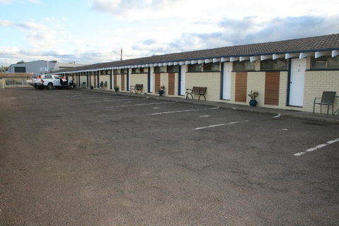 The Plains Motor Inn - Great Ocean Road Tourism 1