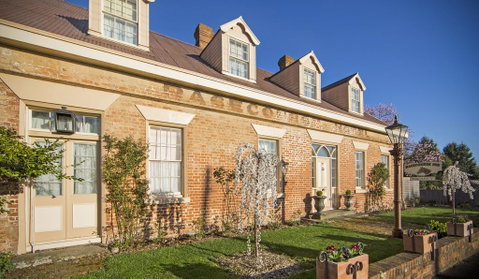 The Racecourse Inn - Great Ocean Road Tourism 0