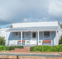 The Rested Guest 3 Bedroom Cottage West Wyalong - Great Ocean Road Tourism