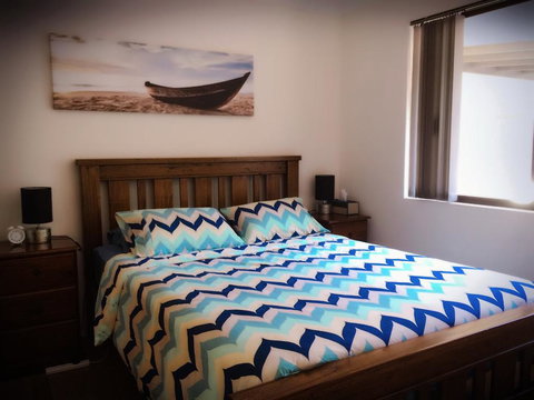 The Royal Dolphin Holiday Home - Great Ocean Road Tourism 1