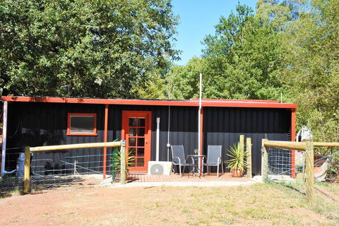 The Shelter Shed Garden Studio Apartment - Great Ocean Road Tourism 2