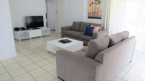 The Shores Holiday Apartments - Great Ocean Road Tourism 1