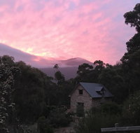 The Stone Cottage with tennis court - Great Ocean Road Tourism
