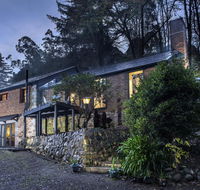 The Stone on the Hill - 3 bedroom house - Great Ocean Road Tourism