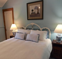 Tiffany's Country Cottages - Great Ocean Road Tourism