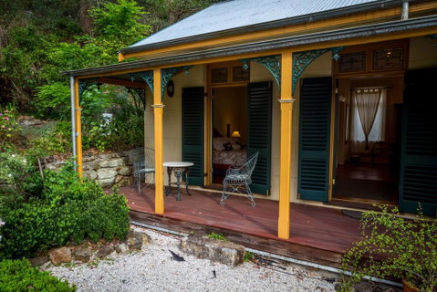 Tizzana Winery Bed And Breakfast - Great Ocean Road Tourism 3