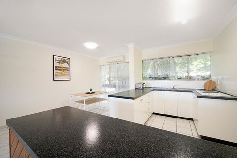 TROPICAL FAMILY ESCAPE FREE WIFI/NETFLIX - Great Ocean Road Tourism 3