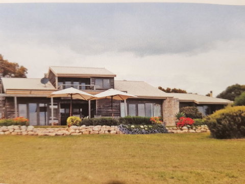 Tu Emuz Stone Beachfront Villa, Emu Bay, Kangaroo Is - Great Ocean Road Tourism 2