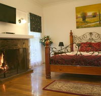 Tudor Cottages - Great Ocean Road Tourism