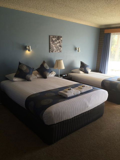 Tumut Valley Motel - Great Ocean Road Tourism 2