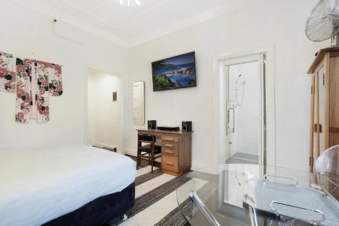 Unbeatably Located Art Deco Surry Hills Studio - Great Ocean Road Tourism 3