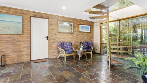 VIEWS AT MCCRAE..... - Great Ocean Road Tourism 1