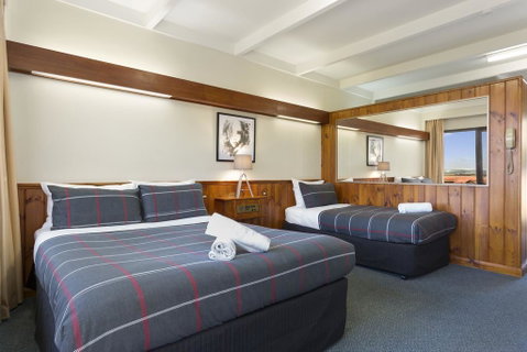 Village Family Motor Inn - Great Ocean Road Tourism 3