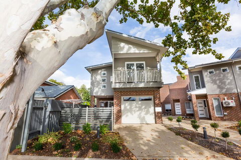 Wagga Apartments #5 - Great Ocean Road Tourism 1