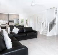Wagga Apartments 5 - Great Ocean Road Tourism