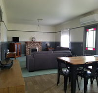 Wagga Wagga Country Cottages - Great Ocean Road Tourism