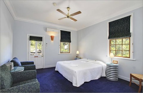 Walhalla's Star Hotel - Great Ocean Road Tourism 3