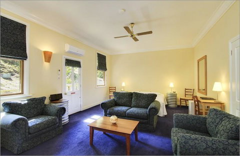 Walhalla's Star Hotel - Great Ocean Road Tourism 2