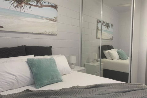 Walk To Lamberts Beach With Wi-fi And Netflix - Great Ocean Road Tourism 1