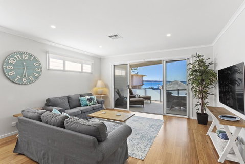 Wanda Waterfront Retreat - Beautiful Beach House - Great Ocean Road Tourism 2