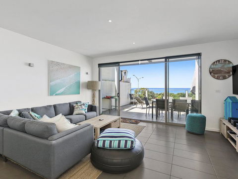 WATERFRONT SEVEN - In The Heart Of Lorne - Great Ocean Road Tourism 0