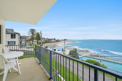 Waterfront Unit, Unit 2 - Great Ocean Road Tourism 1