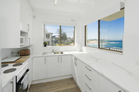Waterfront Unit, Unit 2 - Great Ocean Road Tourism 3