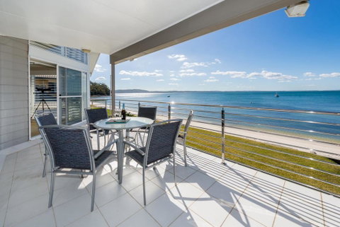 Waterfront Wonderland Foreshore Drive 41 - Great Ocean Road Tourism 1