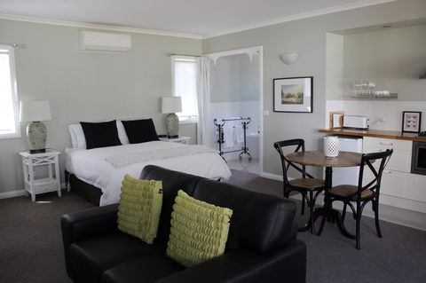 Amelina Cottages - Great Ocean Road Tourism 19