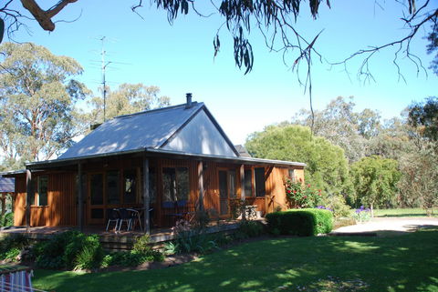 Bluegum Ridge Cottages - Great Ocean Road Tourism 0