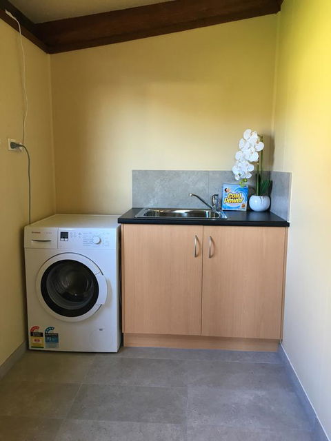 Red Ceder Cottage - Great Ocean Road - Port Campbell - Great Ocean Road Tourism 28