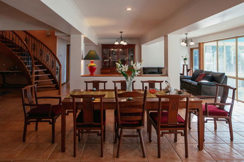 The Dan - Great Ocean Road Tourism 4