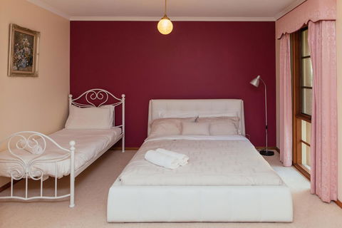 The Dan - Great Ocean Road Tourism 7