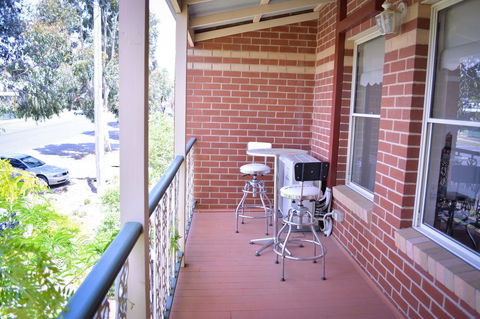 Turner Terrace - Great Ocean Road Tourism 3