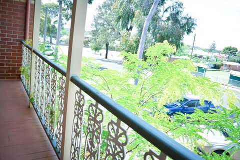 Turner Terrace - Great Ocean Road Tourism 4
