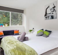 Melbourne Villa - Great Ocean Road Tourism