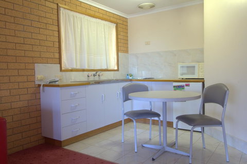 Blue Whale Motor Inn & Apartments - Great Ocean Road Tourism 31